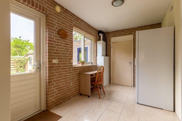 Photo 20 of Van Geijnstraat 4