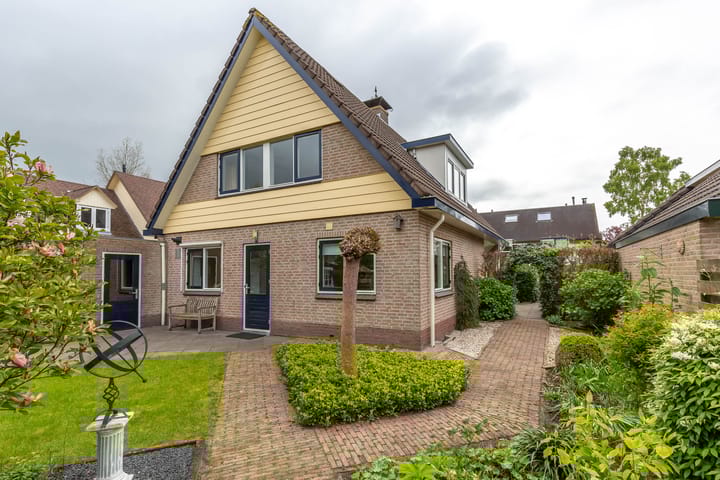 Photo 23 of Van Geijnstraat 4