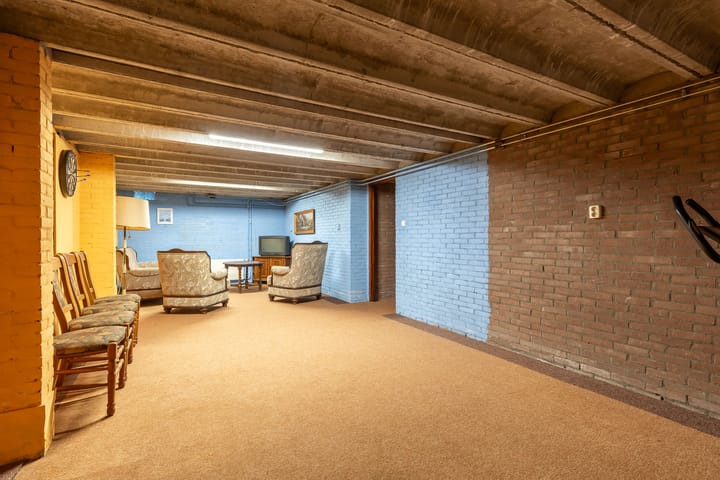 Photo 31 of Van Geijnstraat 4