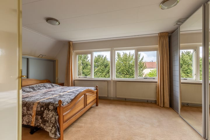 Photo 35 of Van Geijnstraat 4