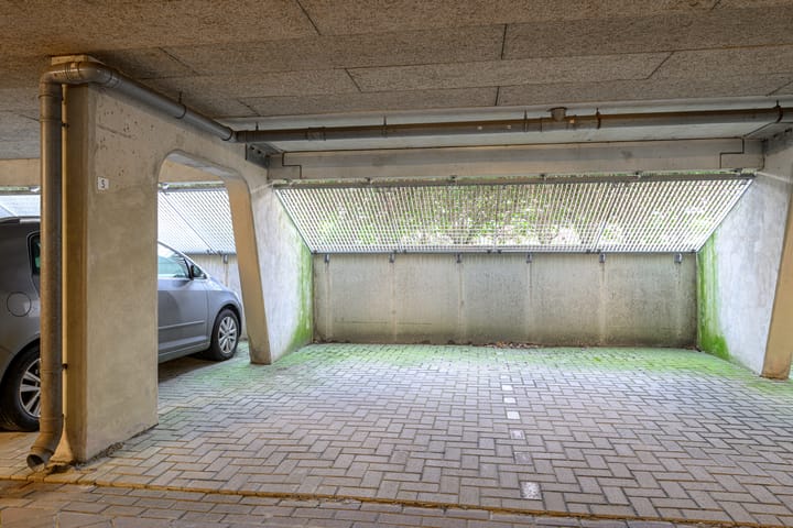 Foto 32 van Hof van Luxemburg 213