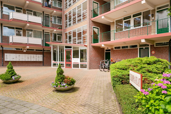 Foto 7 van van der Scheerstraat 31