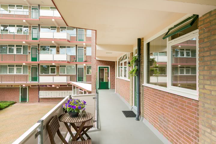 Foto 10 van van der Scheerstraat 31