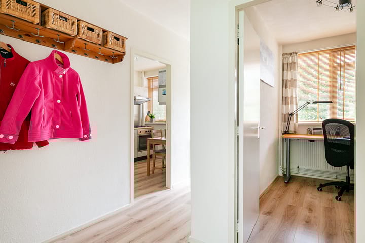 Foto 12 van van der Scheerstraat 31