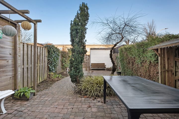 Photo 28 of Pluimzegge 29