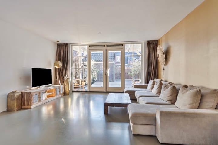 Photo 7 of Middachten 3