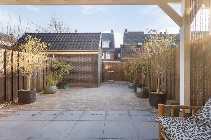 Photo 17 of Middachten 3