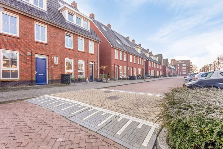 Photo 36 of Middachten 3