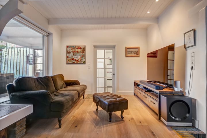 Photo 11 of Badhuisstraat 17