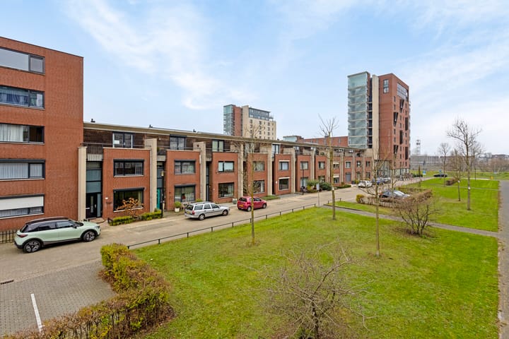 Foto 2 van Theemsstraat 27