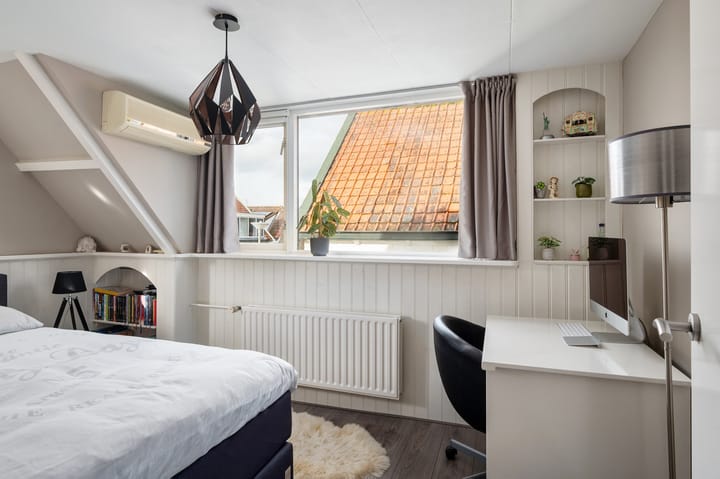 Photo 19 of Jacob Vrijstraat 24