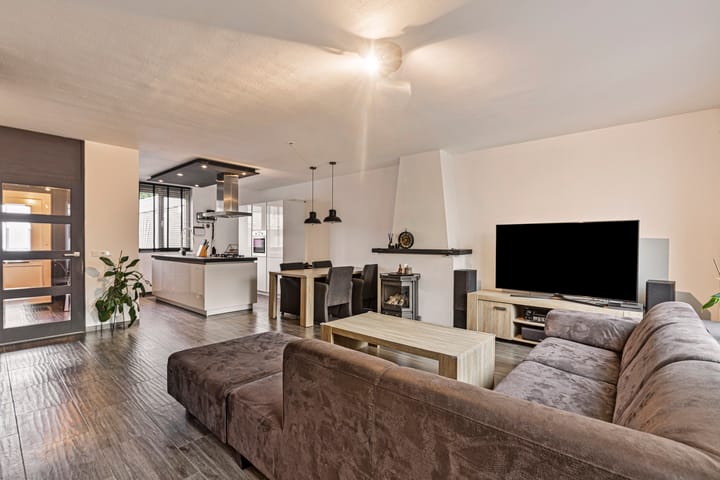 Foto 12 van Pavanestraat 31