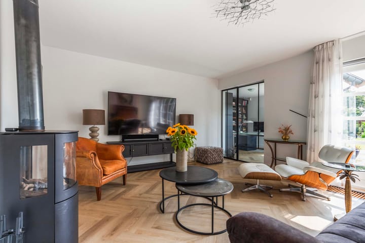 Foto 9 van Mozartstraat 10