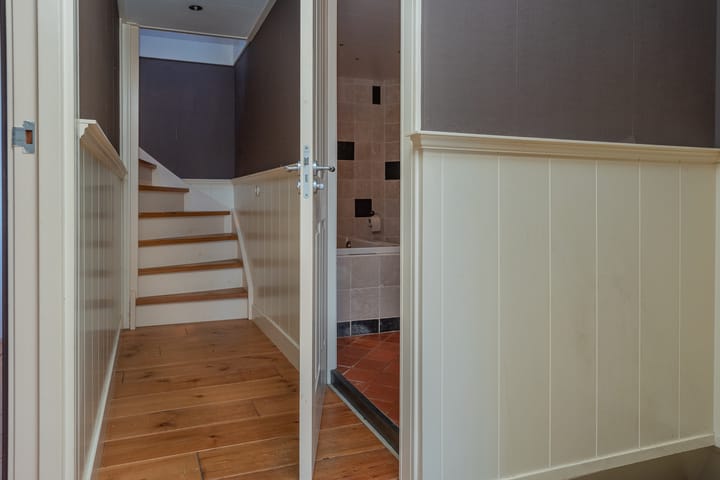 Photo 24 of Noorderwalstraat 33