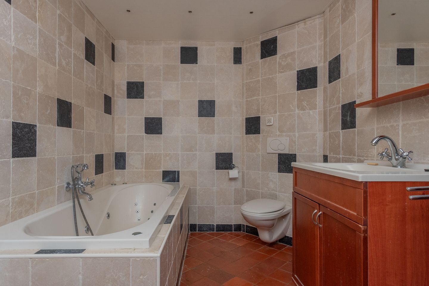 Photo 25 of Noorderwalstraat 33