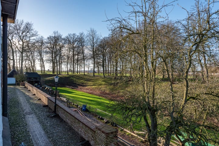 Photo 34 of Noorderwalstraat 33