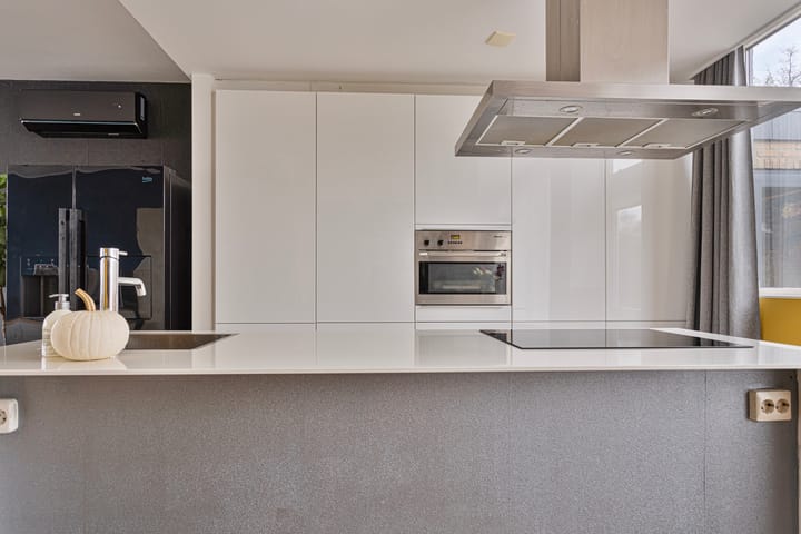 Foto 10 van van Drinenstraat 1