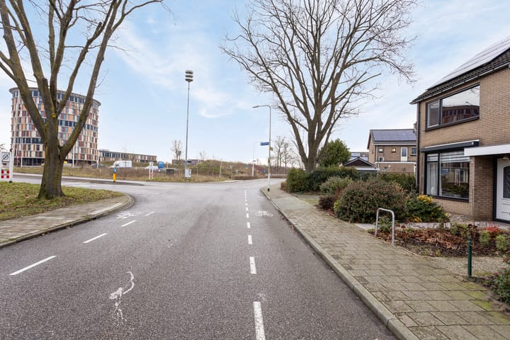 Foto 36 van van Drinenstraat 1