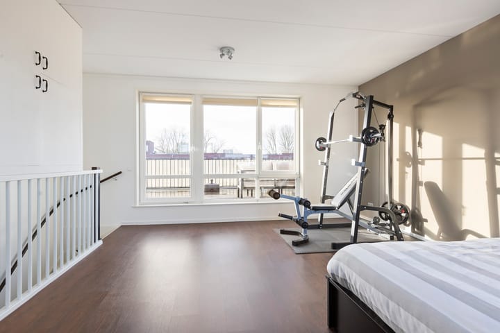 Foto 33 van Antillenstraat 46