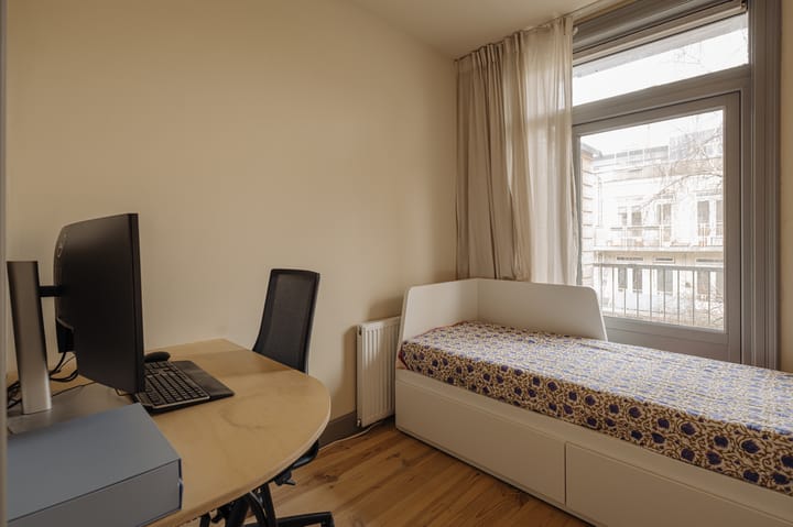 Foto 10 van Orteliusstraat 166-3