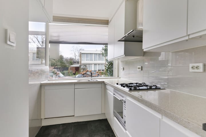 Photo 6 of Wemeldingestraat 46