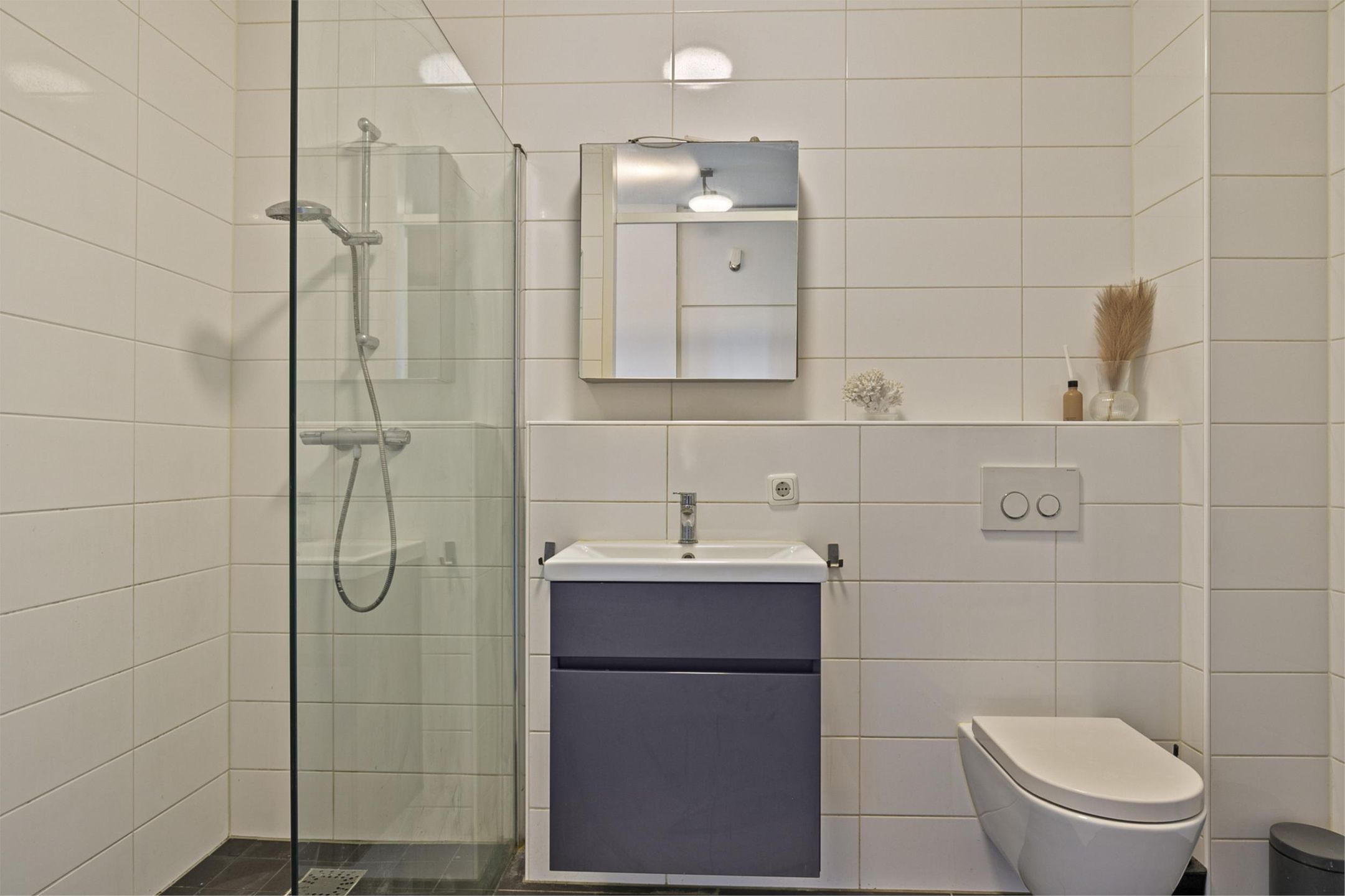 Photo 12 of Nedereindseweg 30-31