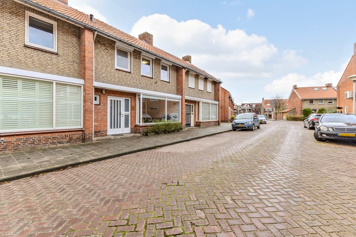 Foto 4 van Ericastraat 11