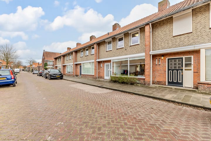 Foto 5 van Ericastraat 11