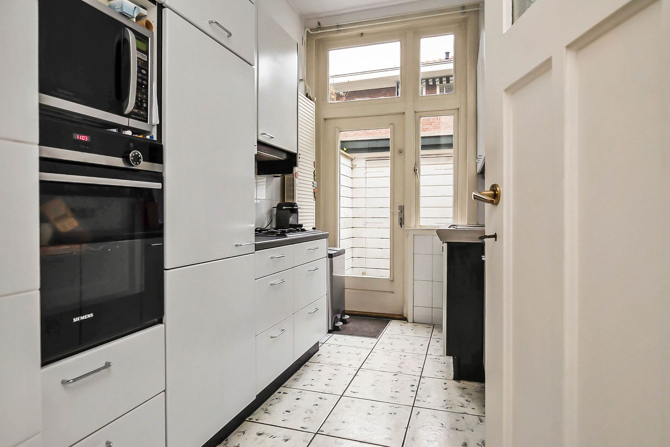 Photo 18 of Laan van Nieuw Oosteinde 7