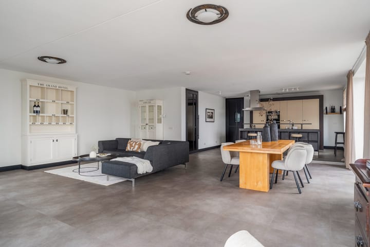 Foto 20 van Wierdsmaplein 43