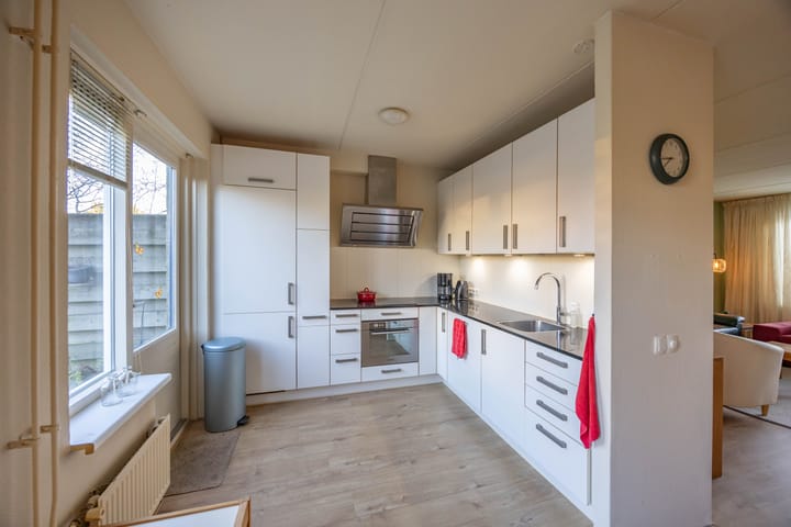 Foto 14 van Crouwelstraat 37