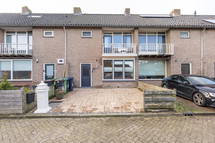 Foto 1 van Atletenstraat 8