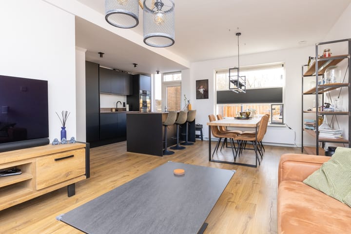 Foto 11 van Atletenstraat 8