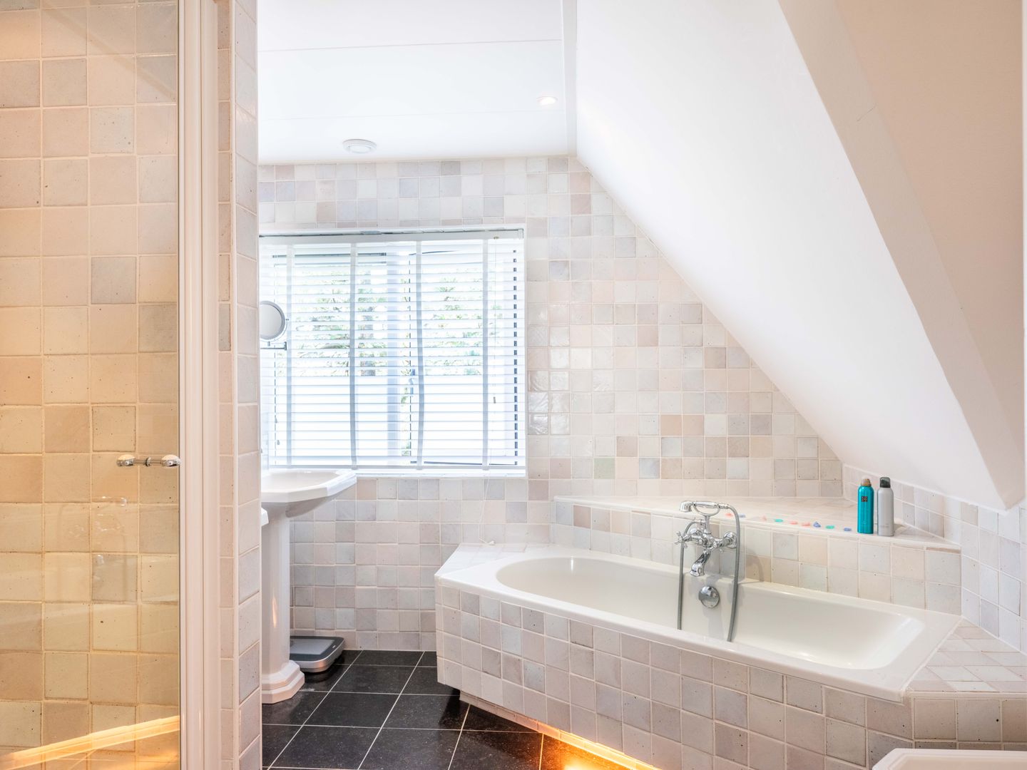 Foto 34 van Kerkstraat 23