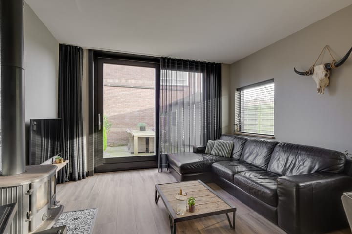 Foto 6 van Molenstraat 30