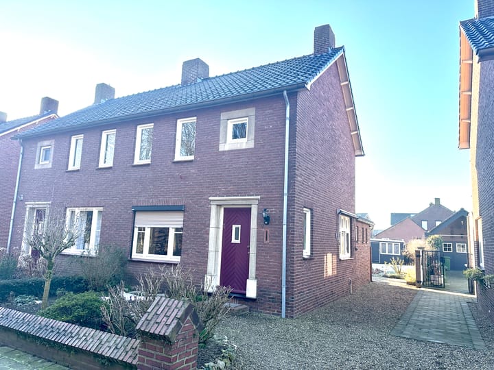 Foto 1 van Parallelweg 9