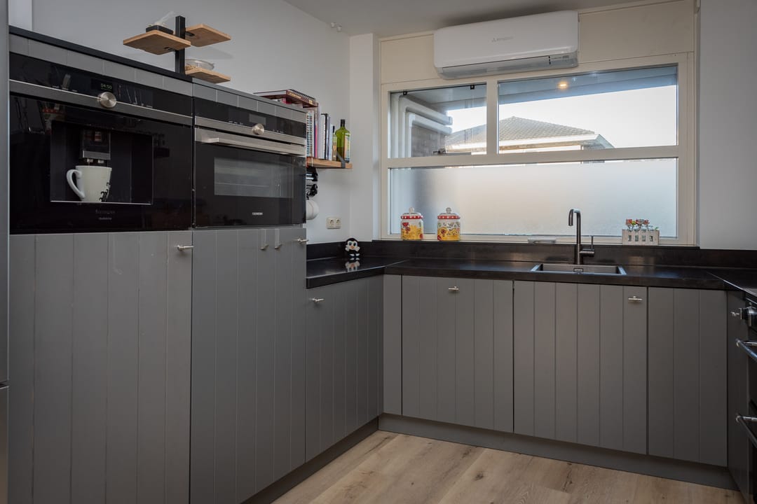 Photo 16 of Weidevogellaan 125