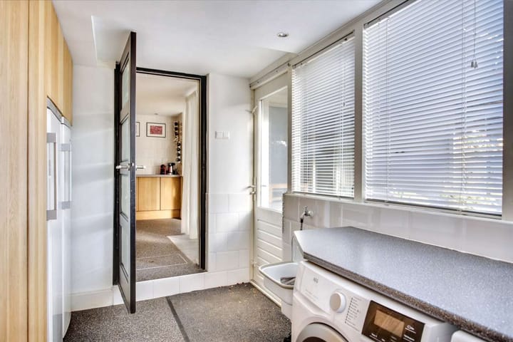 Photo 9 of Bergeendstraat 29