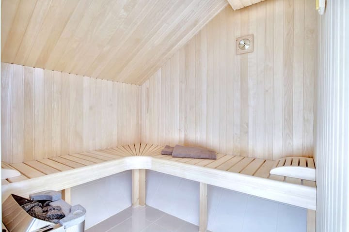 Photo 18 of Bergeendstraat 29