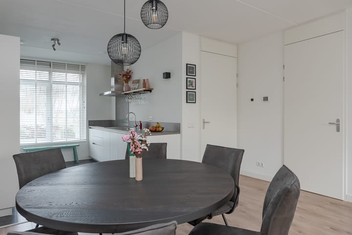 Foto 12 van Bernard Leenestraat 35