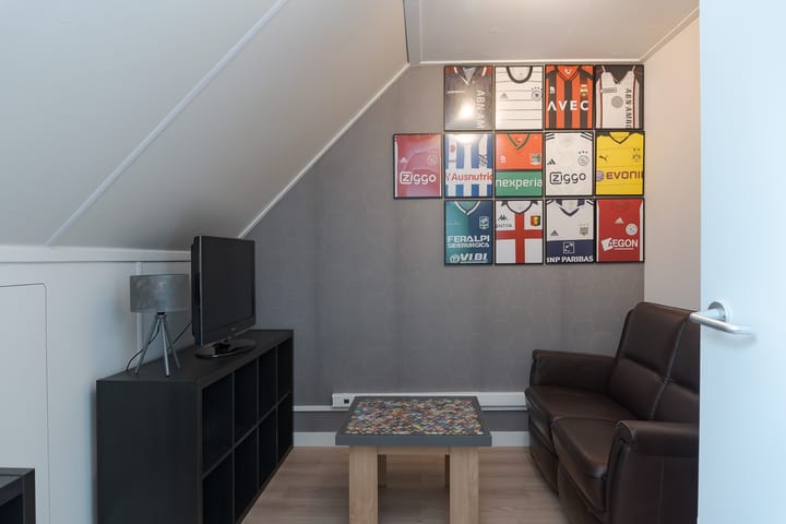 Foto 39 van Bernard Leenestraat 35