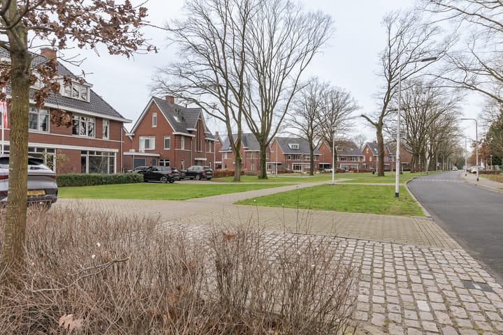 Foto 50 van Bernard Leenestraat 35