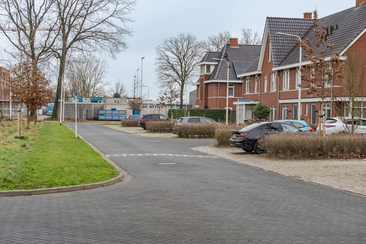 Foto 51 van Bernard Leenestraat 35