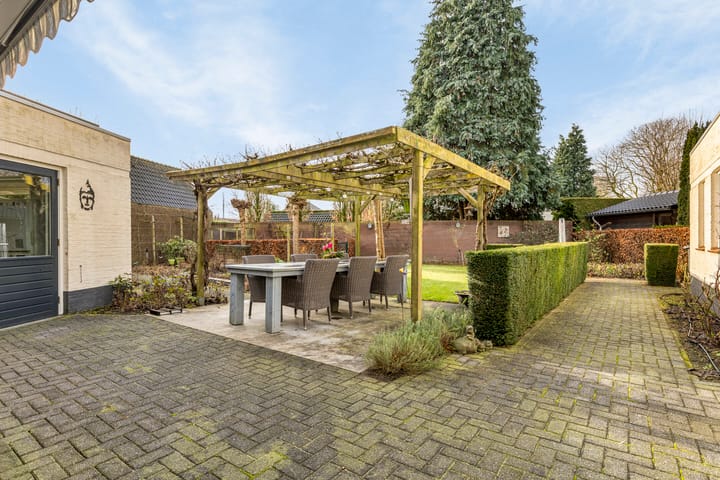 Foto 32 van Grebbe 16