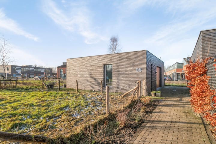 Photo 1 of Scharwoudestraat 98