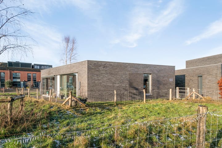 Photo 7 of Scharwoudestraat 98