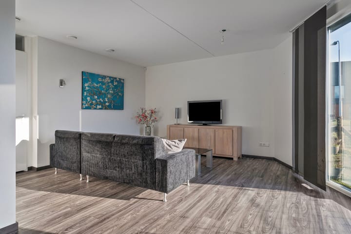 Photo 22 of Scharwoudestraat 98