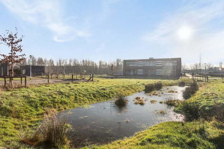 Photo 38 of Scharwoudestraat 98