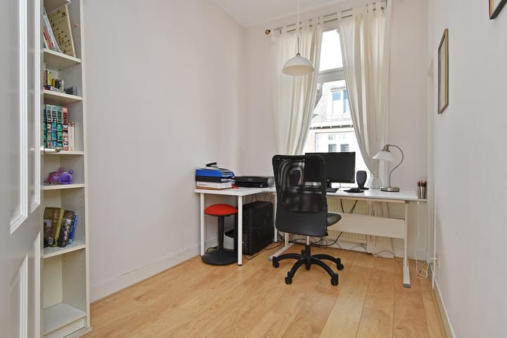 Foto 32 van Van Aerssenstraat 176