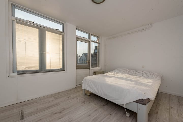 Foto 20 van Rollandstraat 44